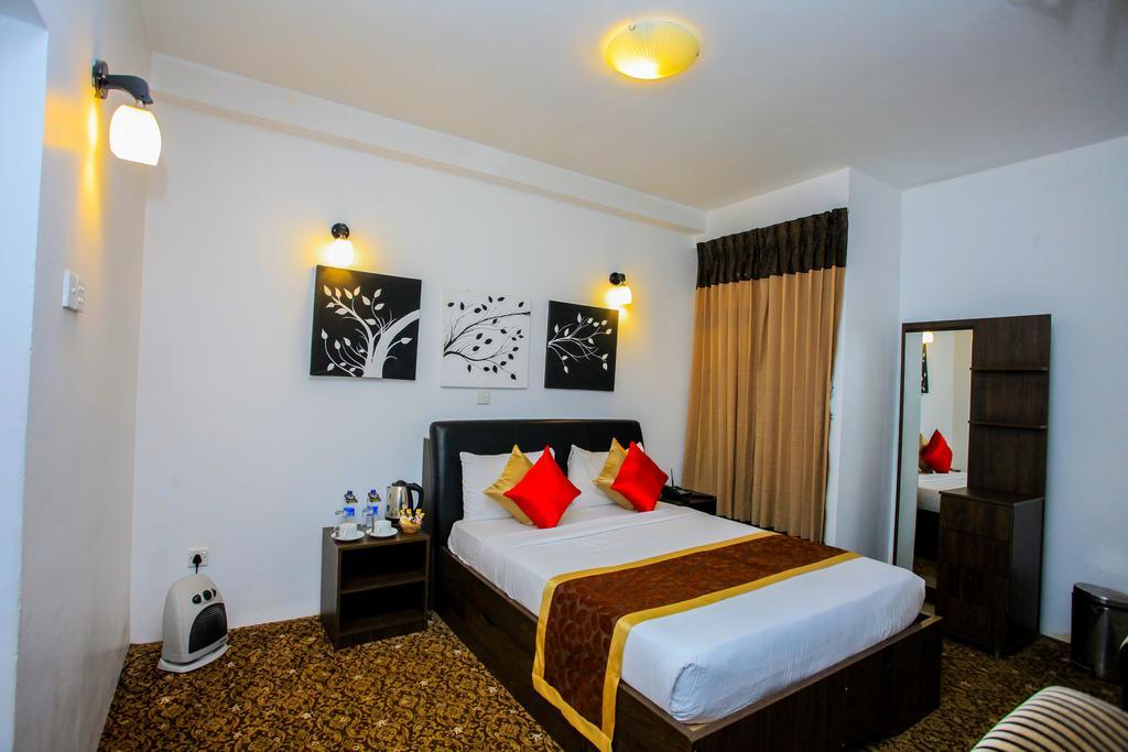 La Cottage Boutique Hotel & Restaurant Nuwara Eliya Esterno foto