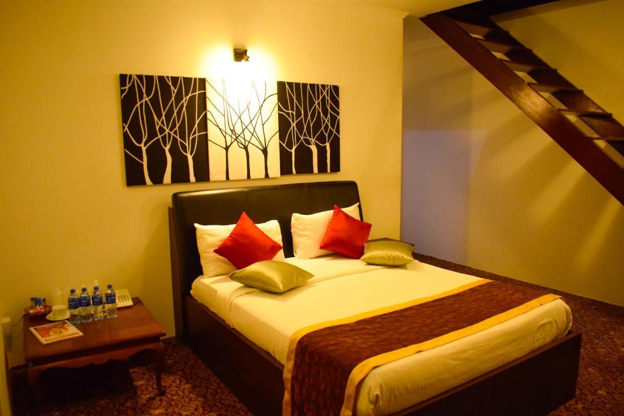 La Cottage Boutique Hotel & Restaurant Nuwara Eliya Esterno foto